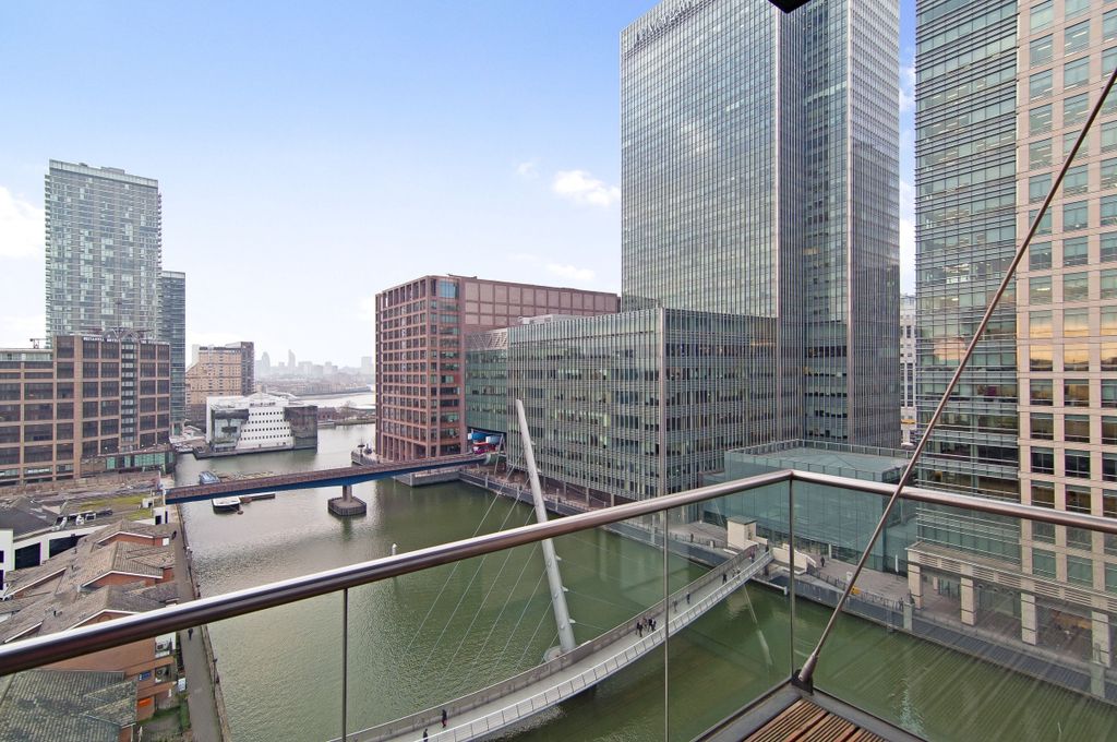 Property photo 2 of 10 View