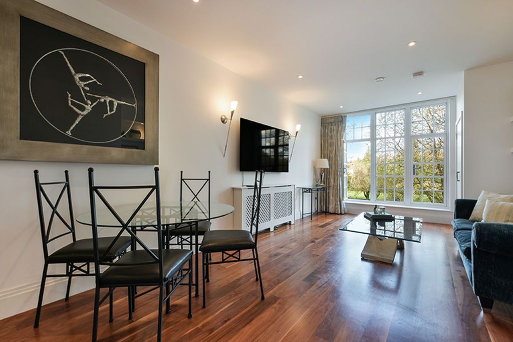 Property photo 2 of 21 H&Co.