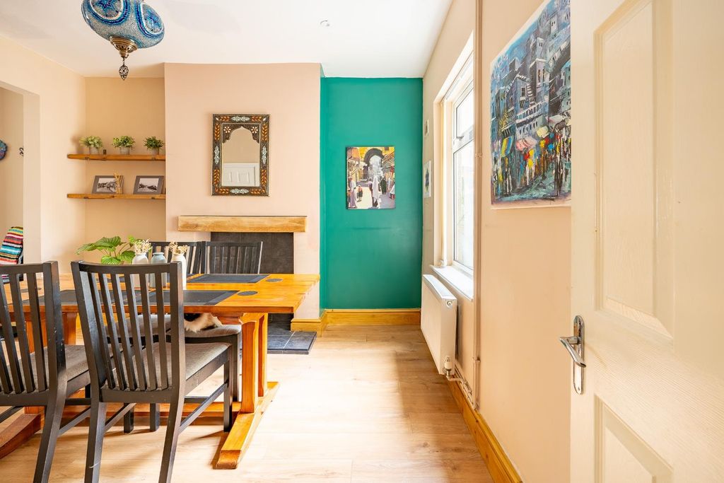 Property photo 3 of 22 Olh05379-Hdr.Jpg