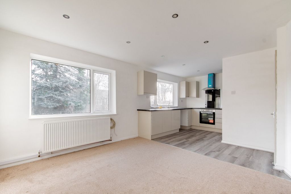 Property photo 2 of 10 Picture No. 01