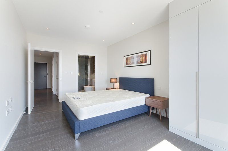 Property photo 3 of 9 Bedroom