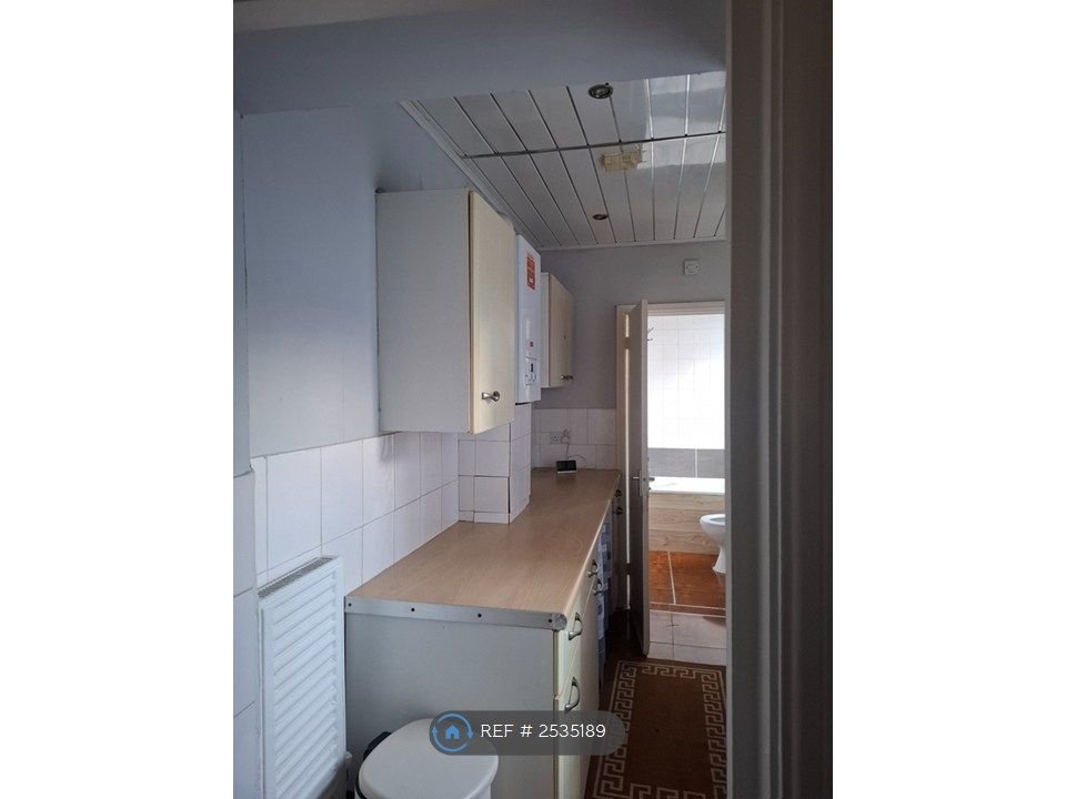 Property photo 3 of 21