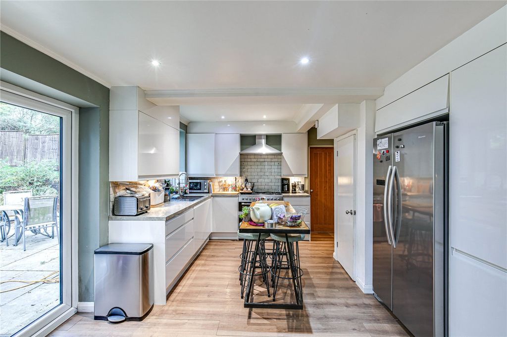 Property photo 2 of 16 Picture No. 09