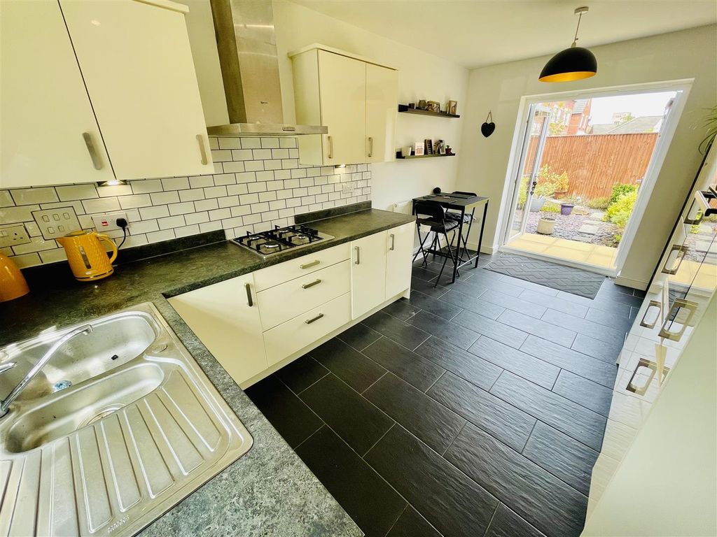Property photo 3 of 19 Open Plan Kitchen/Dining Room
