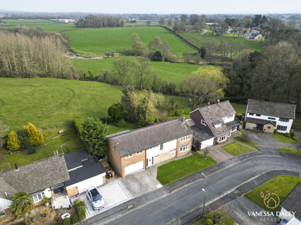 Property photo 1 of 45