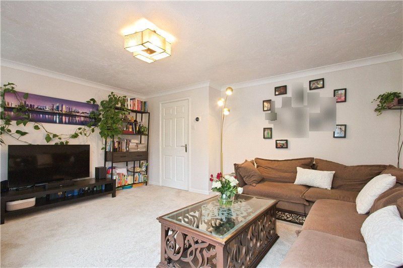 Property photo 3 of 20 Picture No. 27