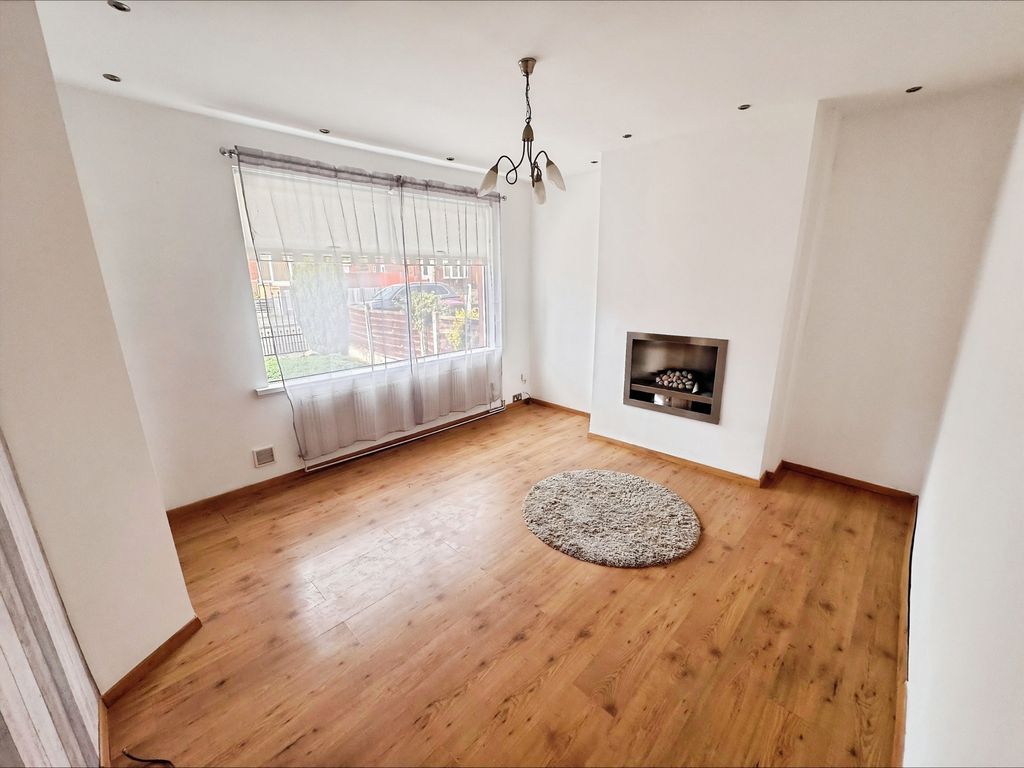 Property photo 2 of 14 Pbox-Img.Jpg