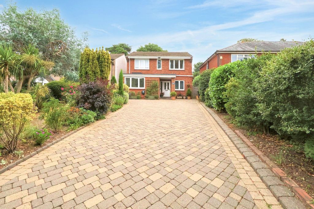 Property photo 1 of 21