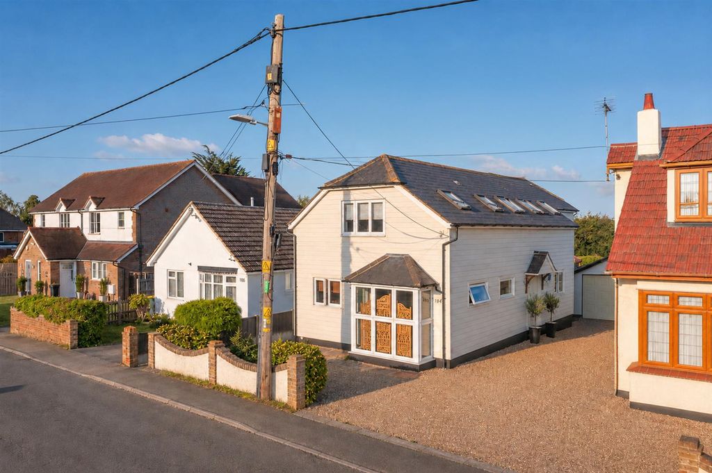 Property photo 1 of 52