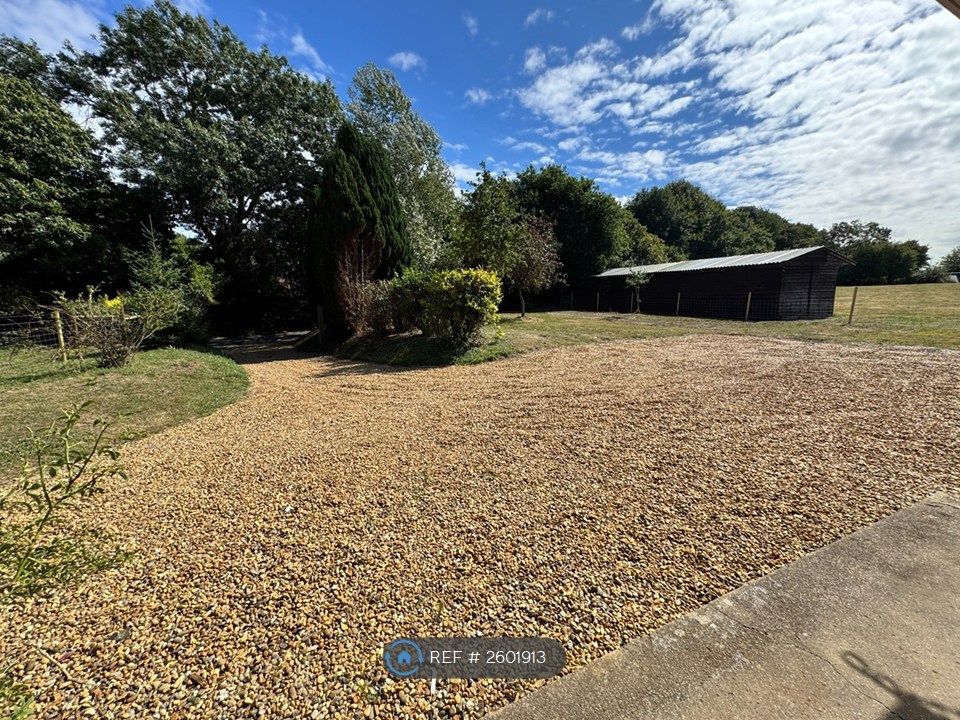 Property photo 3 of 12