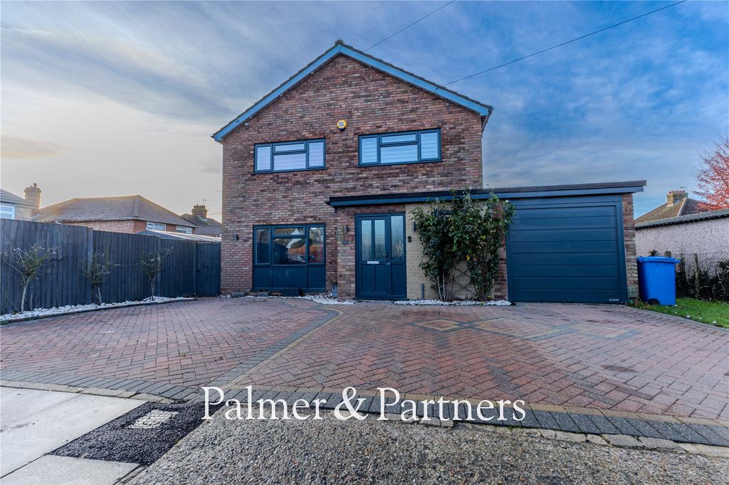 Property photo 1 of 36 Picture No. 04