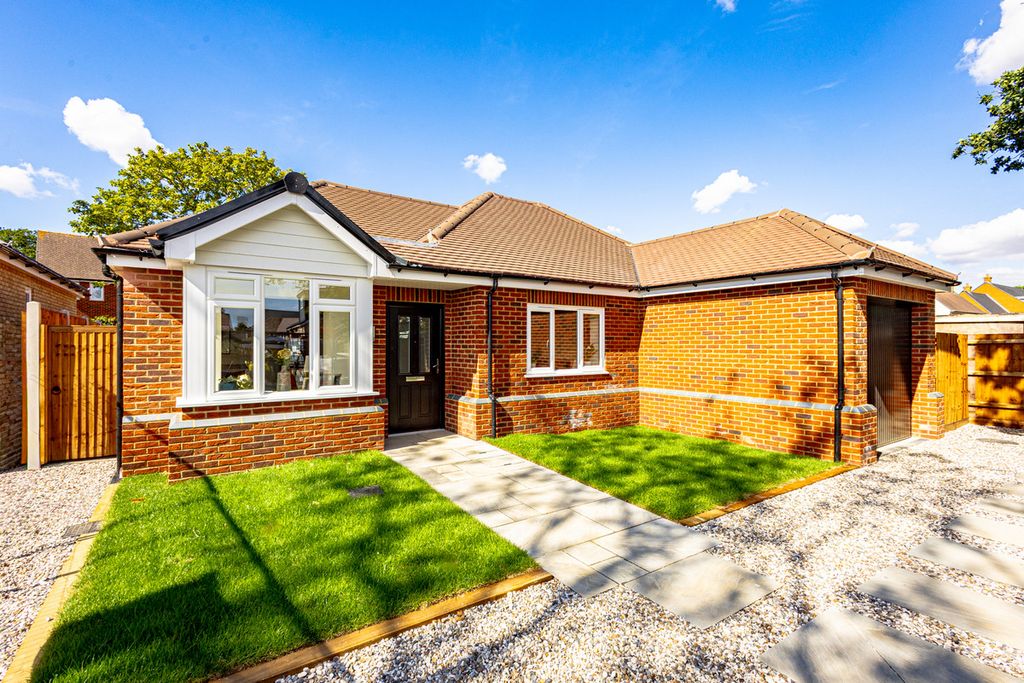 Property photo 1 of 38