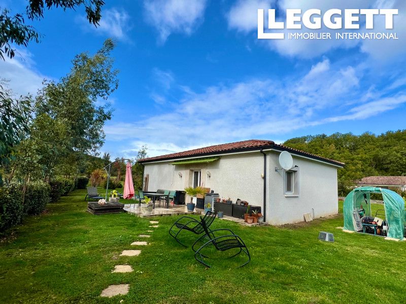 Property photo 2 of 10