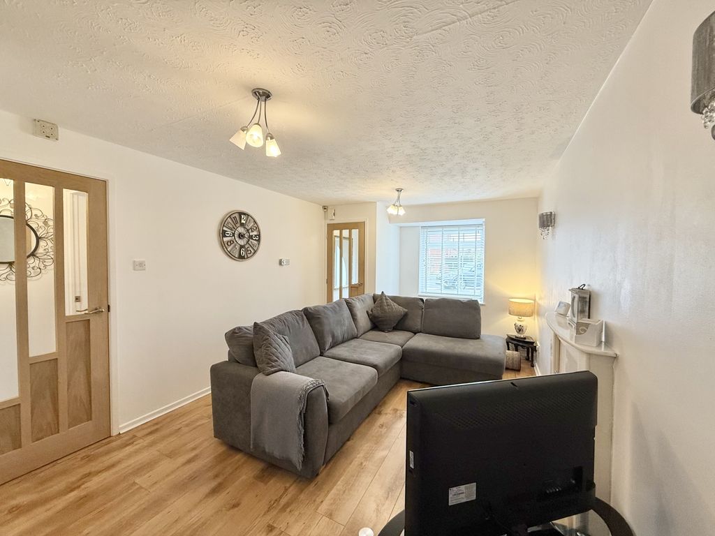 Property photo 3 of 21 Img_6685