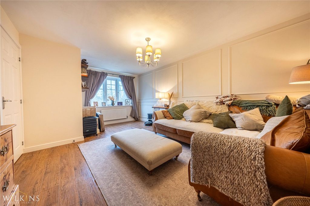 Property photo 3 of 27 Picture No. 20