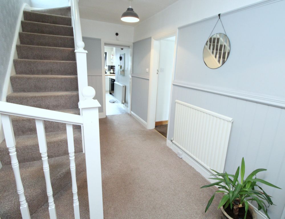 Property photo 3 of 42