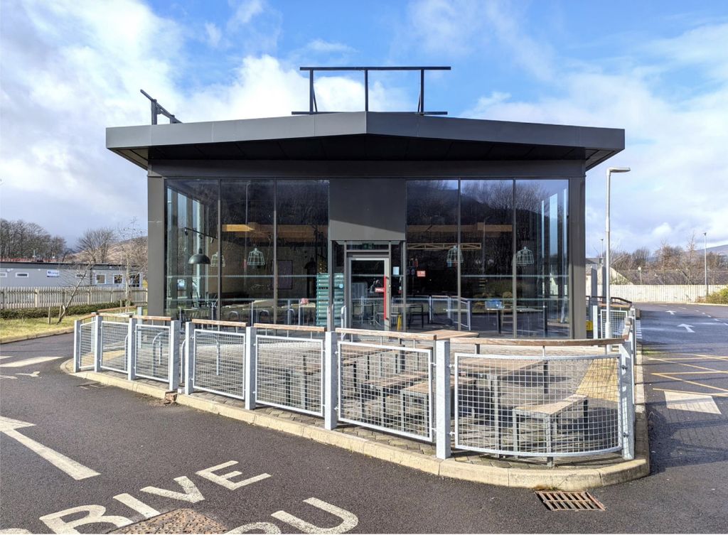 Property photo 1 of 4