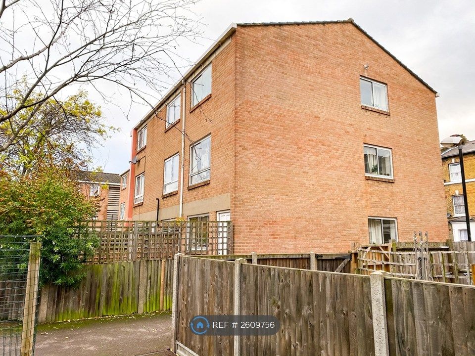 Property photo 1 of 35