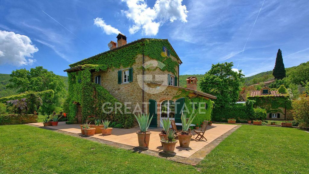 Property photo 2 of 32