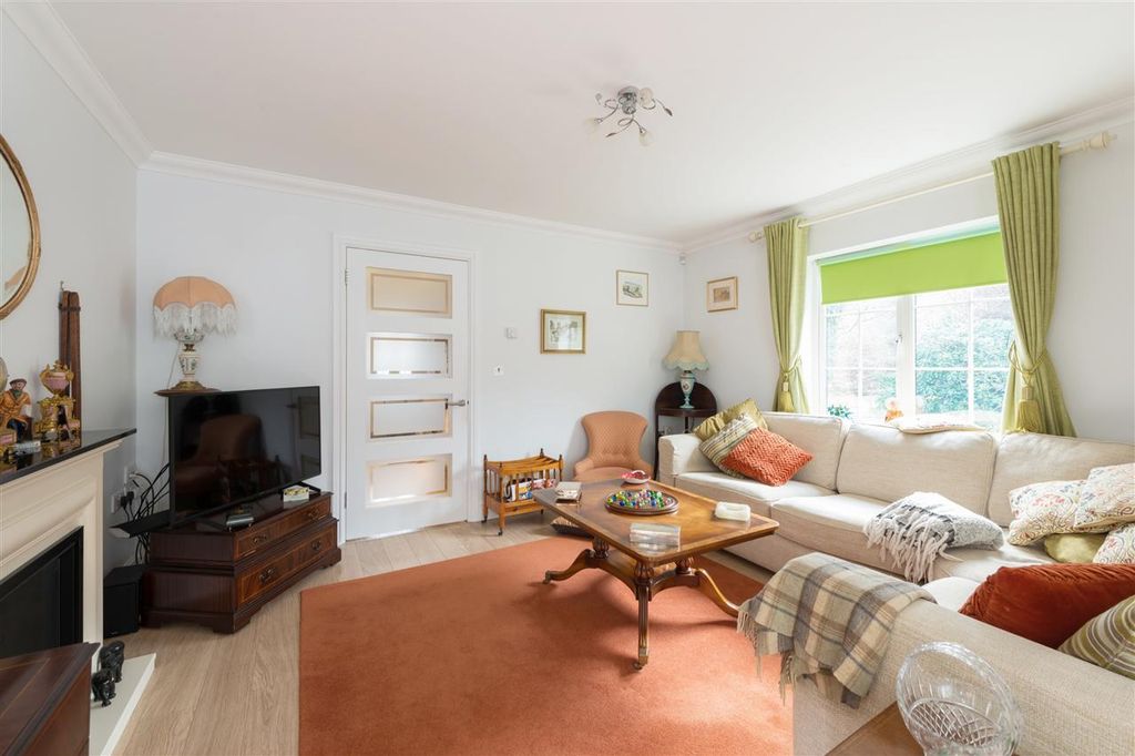 Property photo 2 of 22
