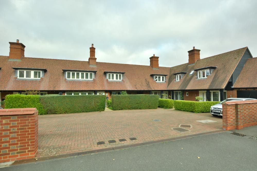 Property photo 2 of 27 Agents Notes