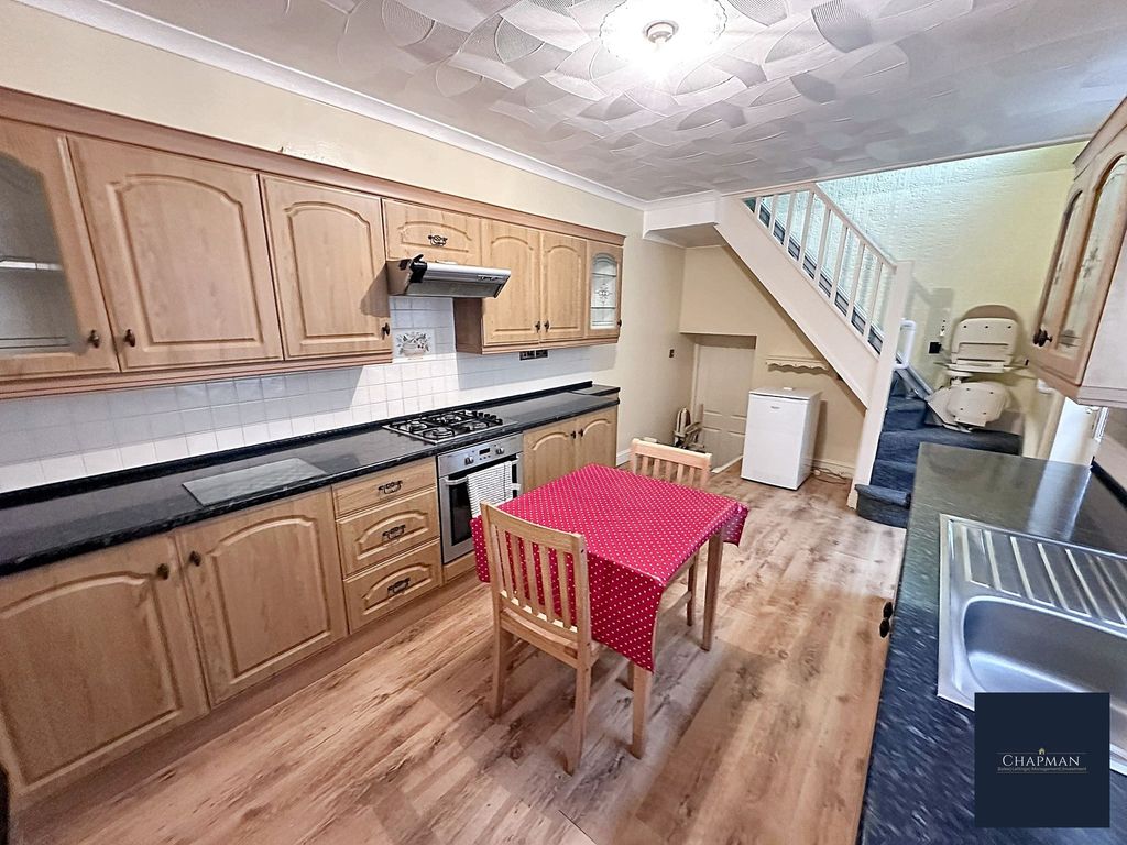 Property photo 3 of 23