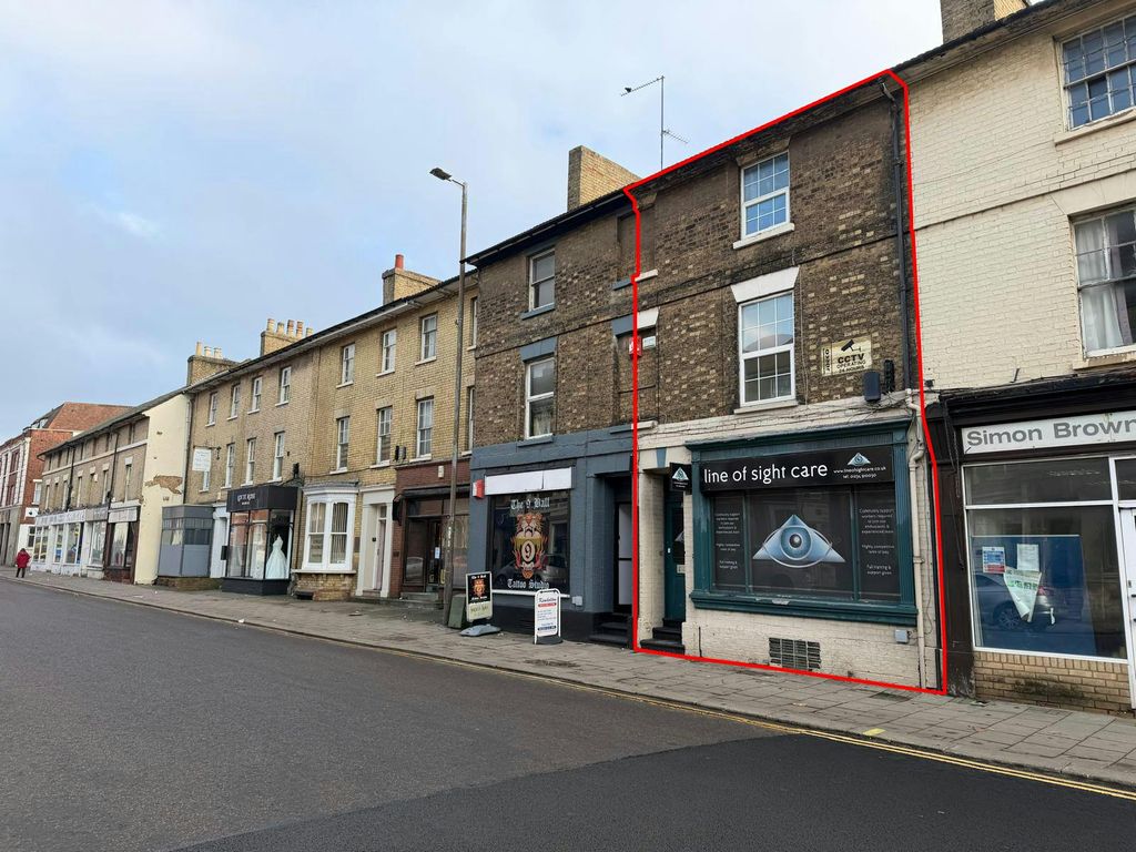 Property photo 2 of 6 Main Photo.Jpg