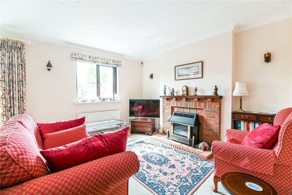 Property photo 3 of 17 Picture No. 05