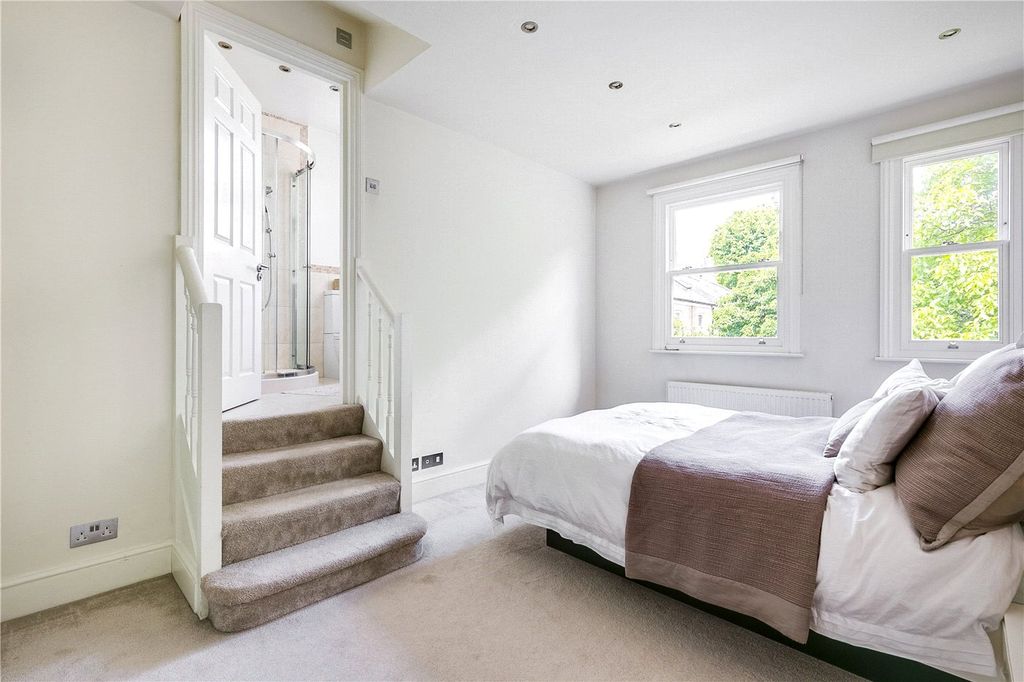 Property photo 2 of 15 Picture No. 07