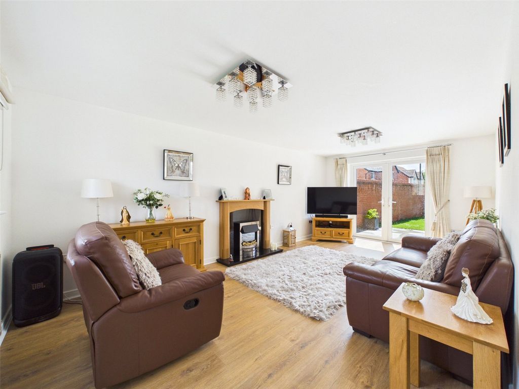 Property photo 2 of 21 Picture No. 04