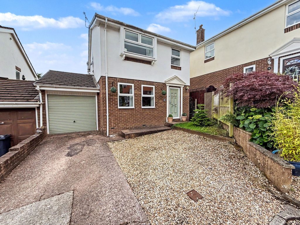 Property photo 1 of 22