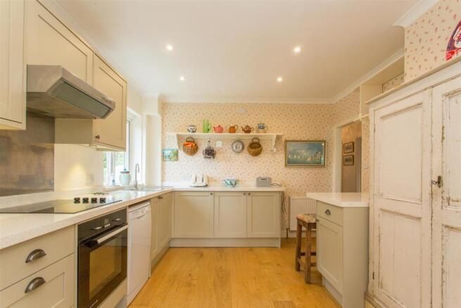 Property photo 2 of 19 6430_26936001_Img_06_0000_Max_656x437.Jpg