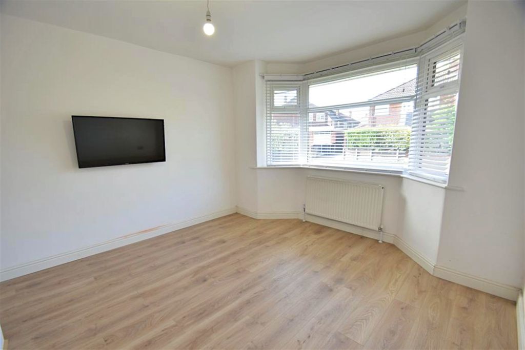 Property photo 3 of 14 Bedroom 1