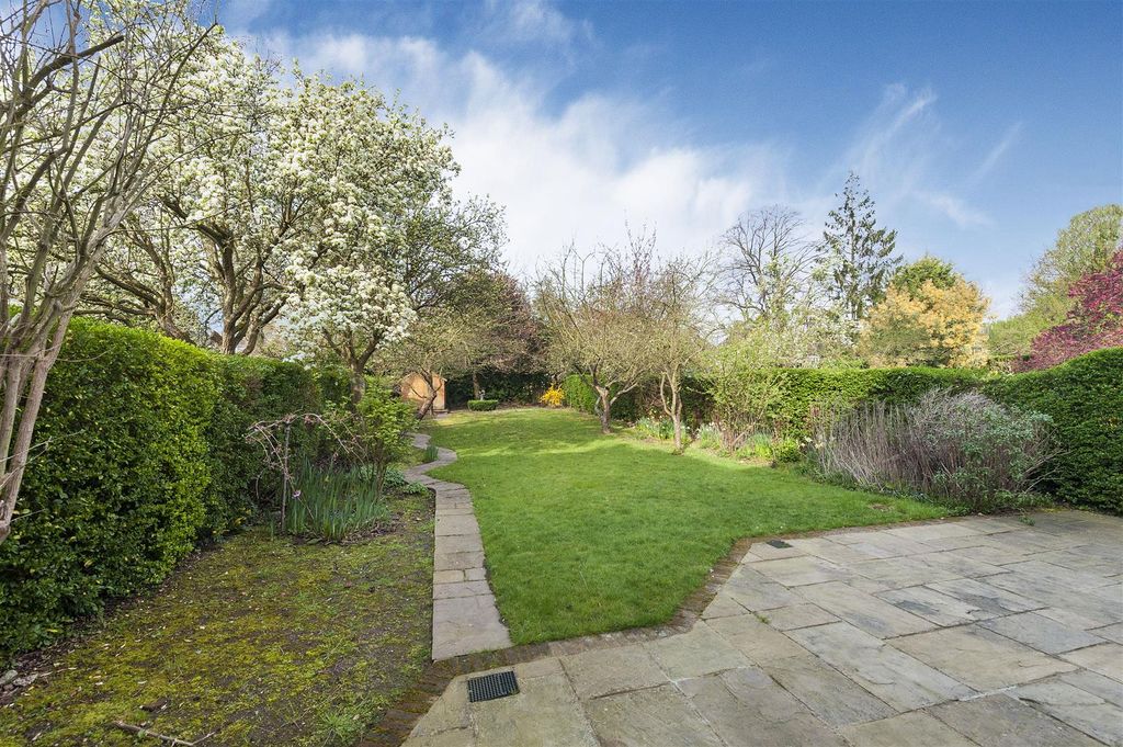 Property photo 3 of 5