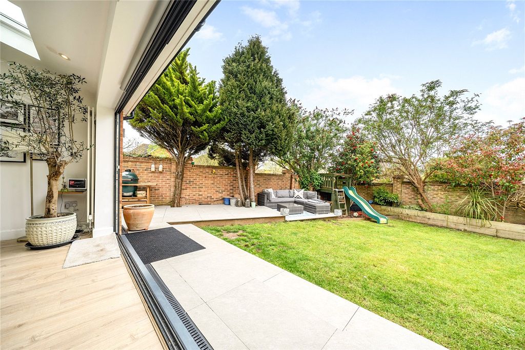 Property photo 3 of 28 Picture No. 08