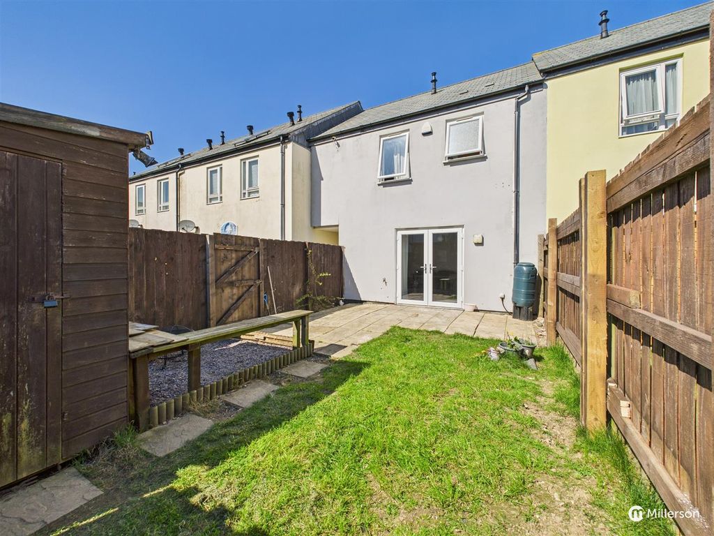 Property photo 3 of 16 Cam05092G0-Pr0029-Still015.Jpg