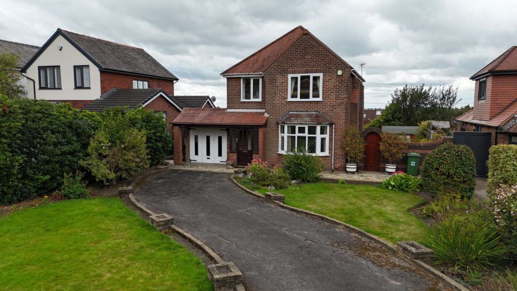 Property photo 2 of 40 2