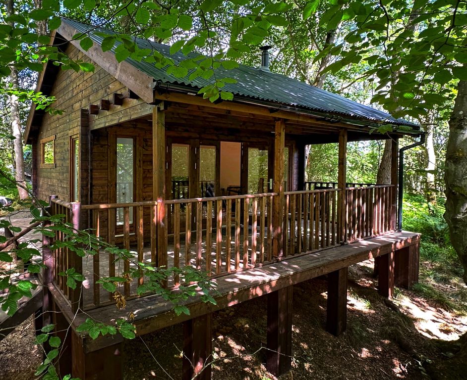 Property photo 2 of 19