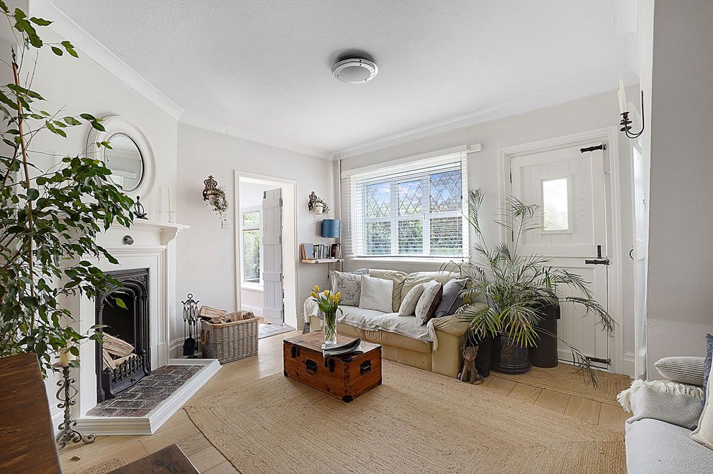 Property photo 1 of 35