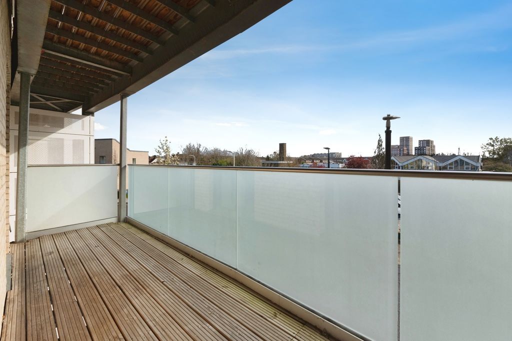 Property photo 2 of 11 Pbox-Img.Jpg