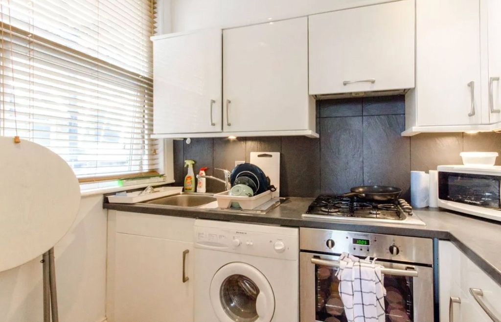 Property photo 2 of 5 Picture No. 06