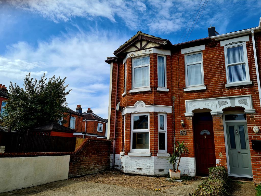 Property photo 1 of 6 Photo 01