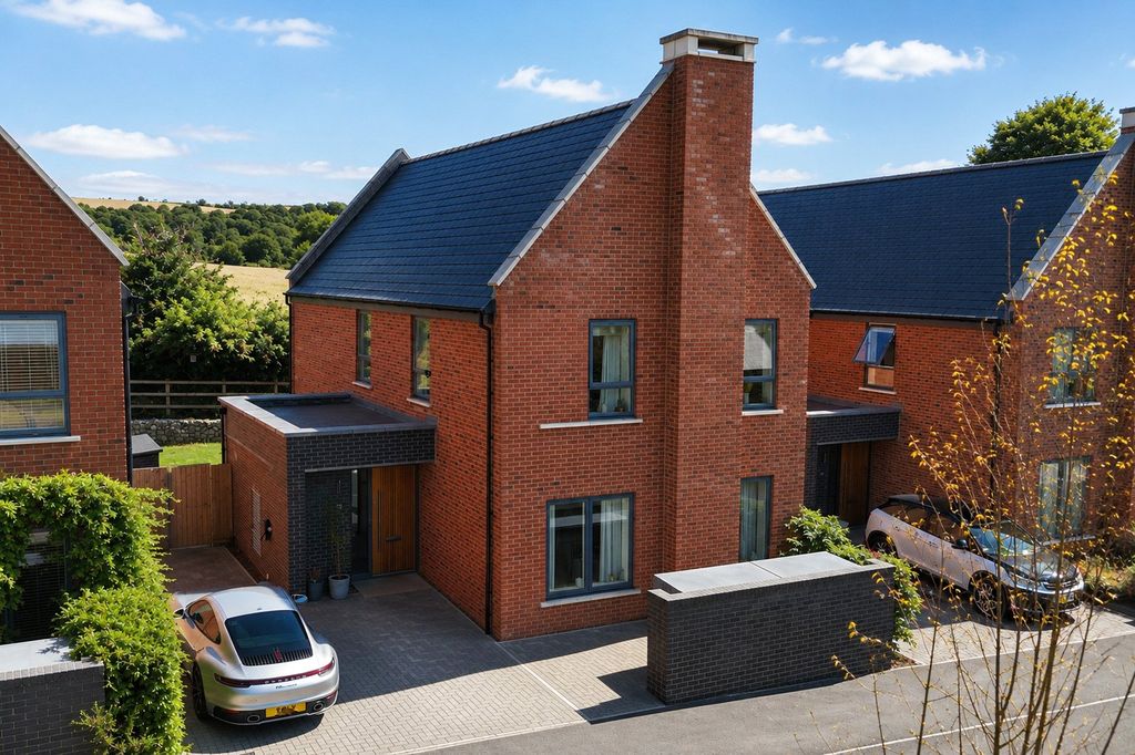 Property photo 1 of 29 Picture No. 35