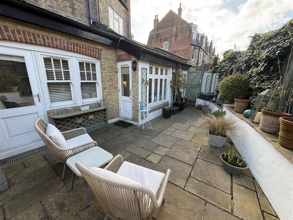 Property photo 2 of 12 Img_5485.Jpg