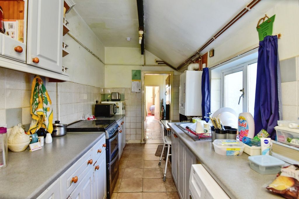 Property photo 3 of 15 Pbox-Img.Jpg