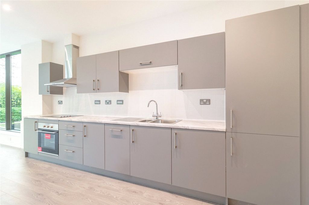 Property photo 3 of 7 Picture No. 05