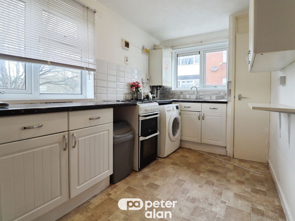 Property photo 3 of 18