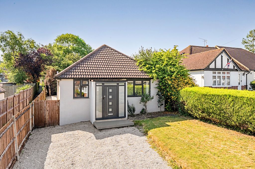 Property photo 1 of 11