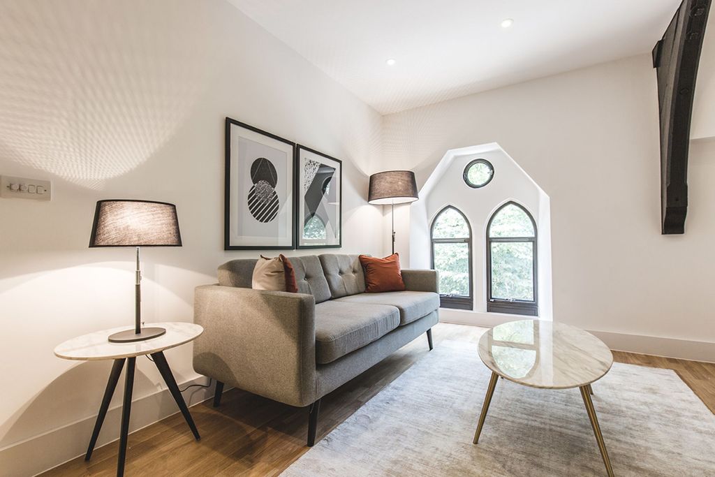 Property photo 2 of 10 Lounge