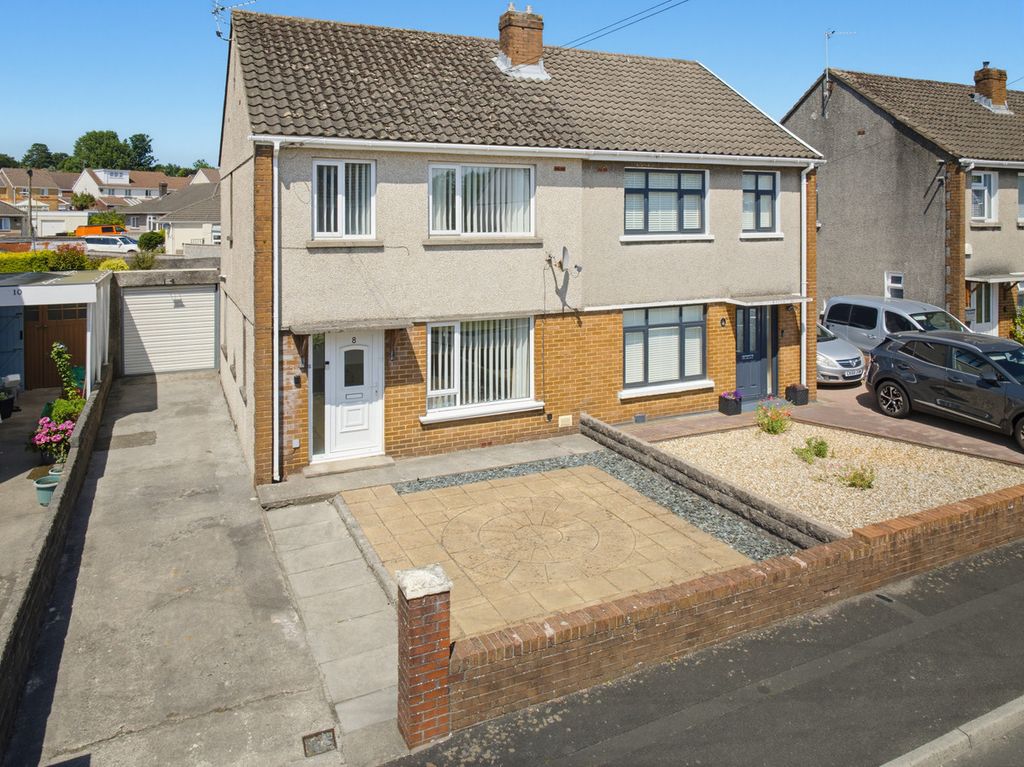 Property photo 1 of 26